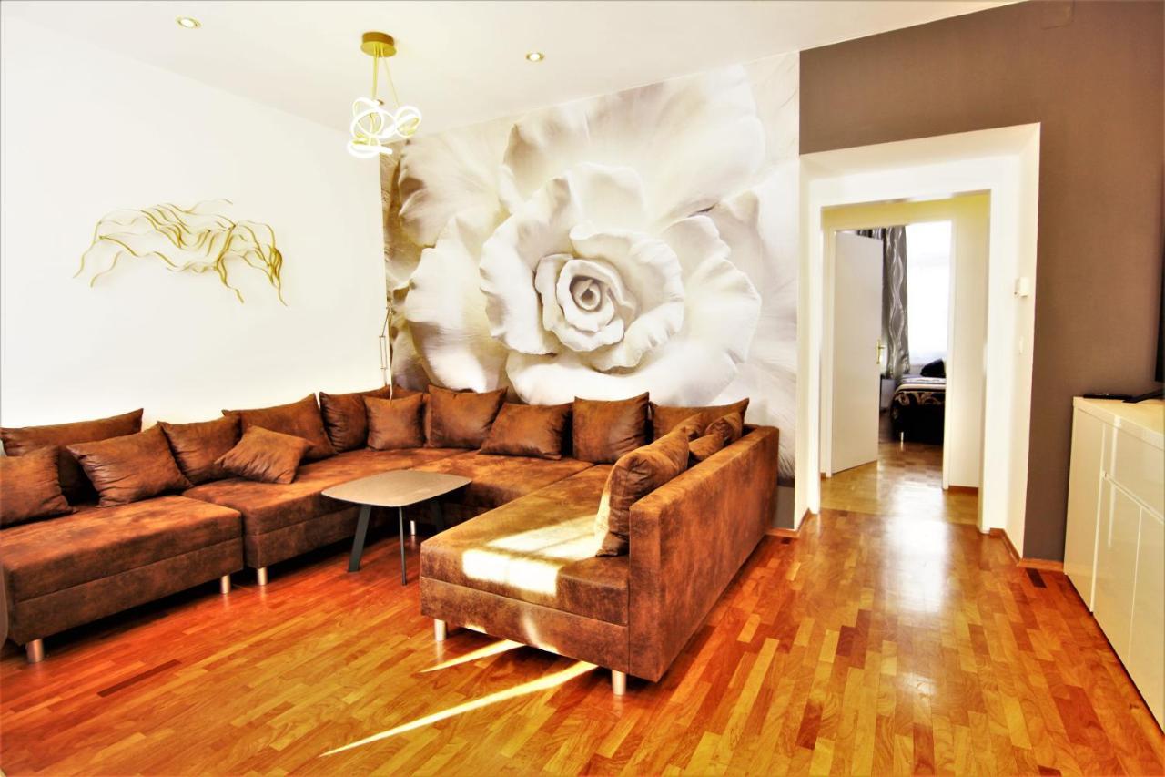 Boutique Apartments Vienna - Luxury 2 Bagian luar foto