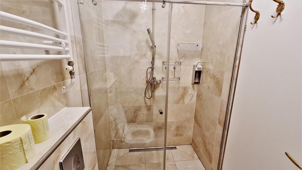 Boutique Apartments Vienna - Luxury 2 Bagian luar foto